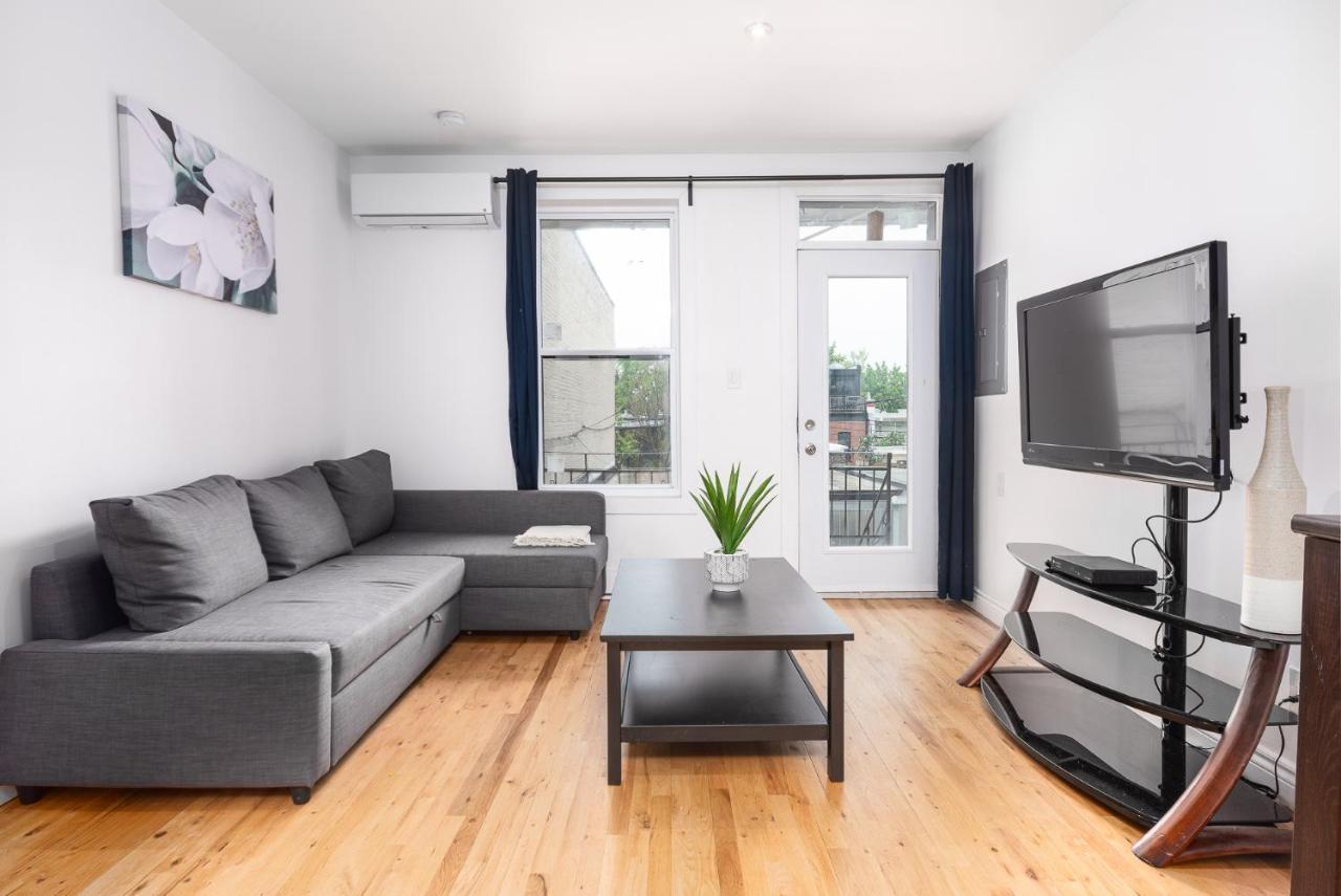 Aaa Location - Bright And Cozy Apartment Монреал Екстериор снимка